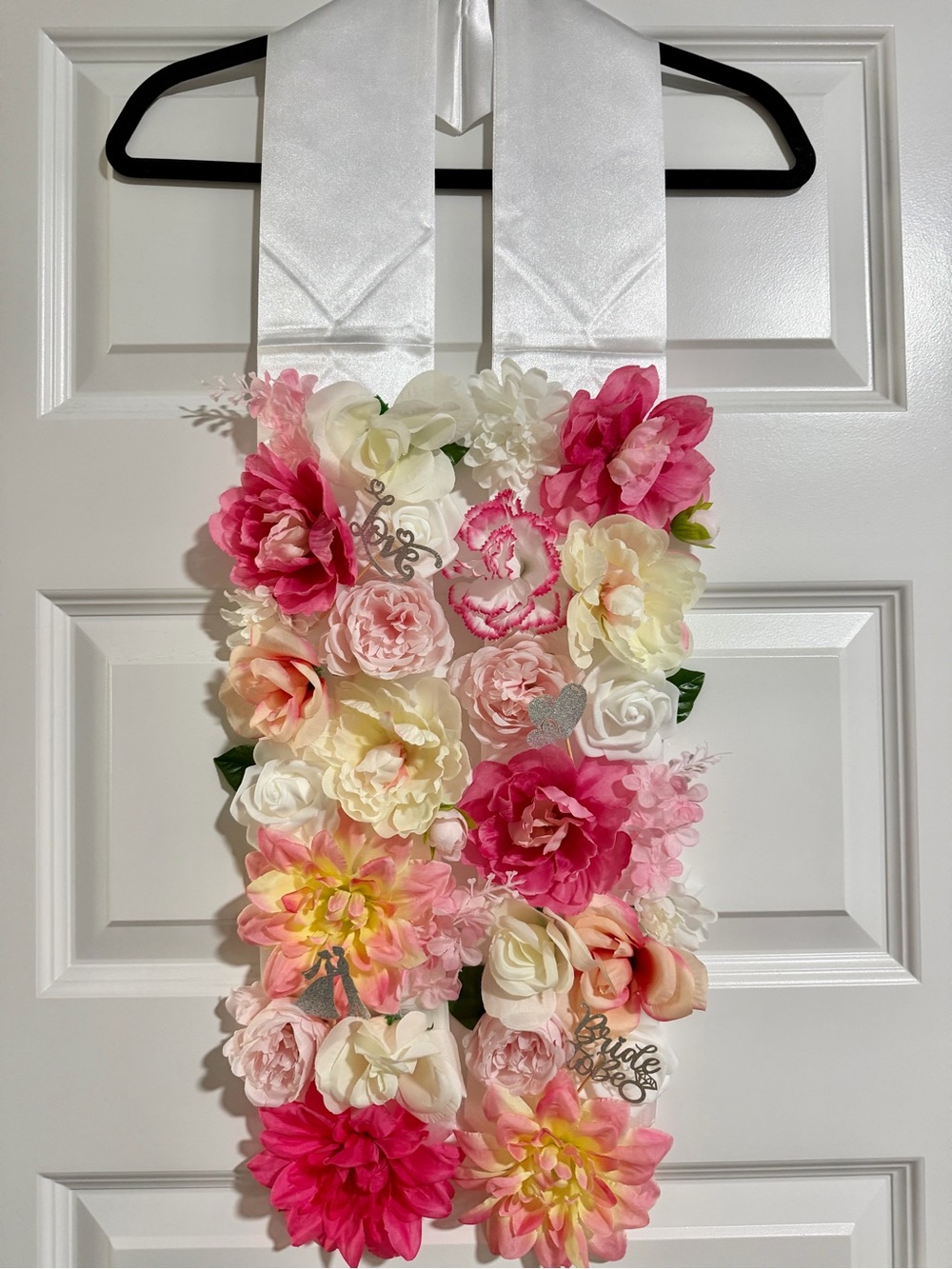 Bride To Be sash/Bridal Shower sash Bachelorette floral sash/lei